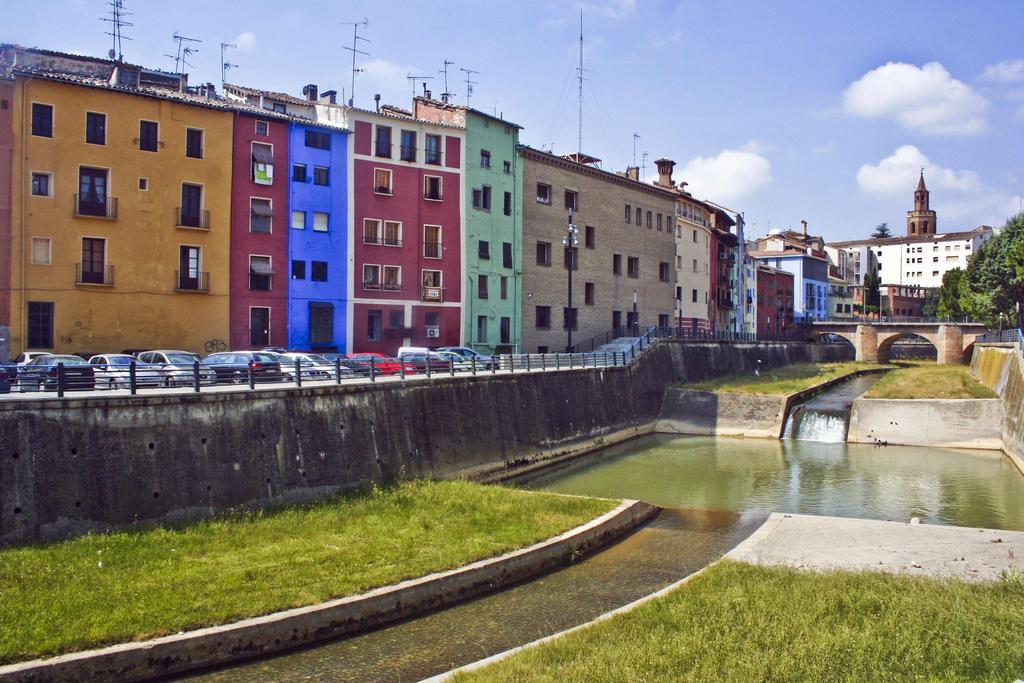 Apartamento La Seo Barbastro Exterior foto